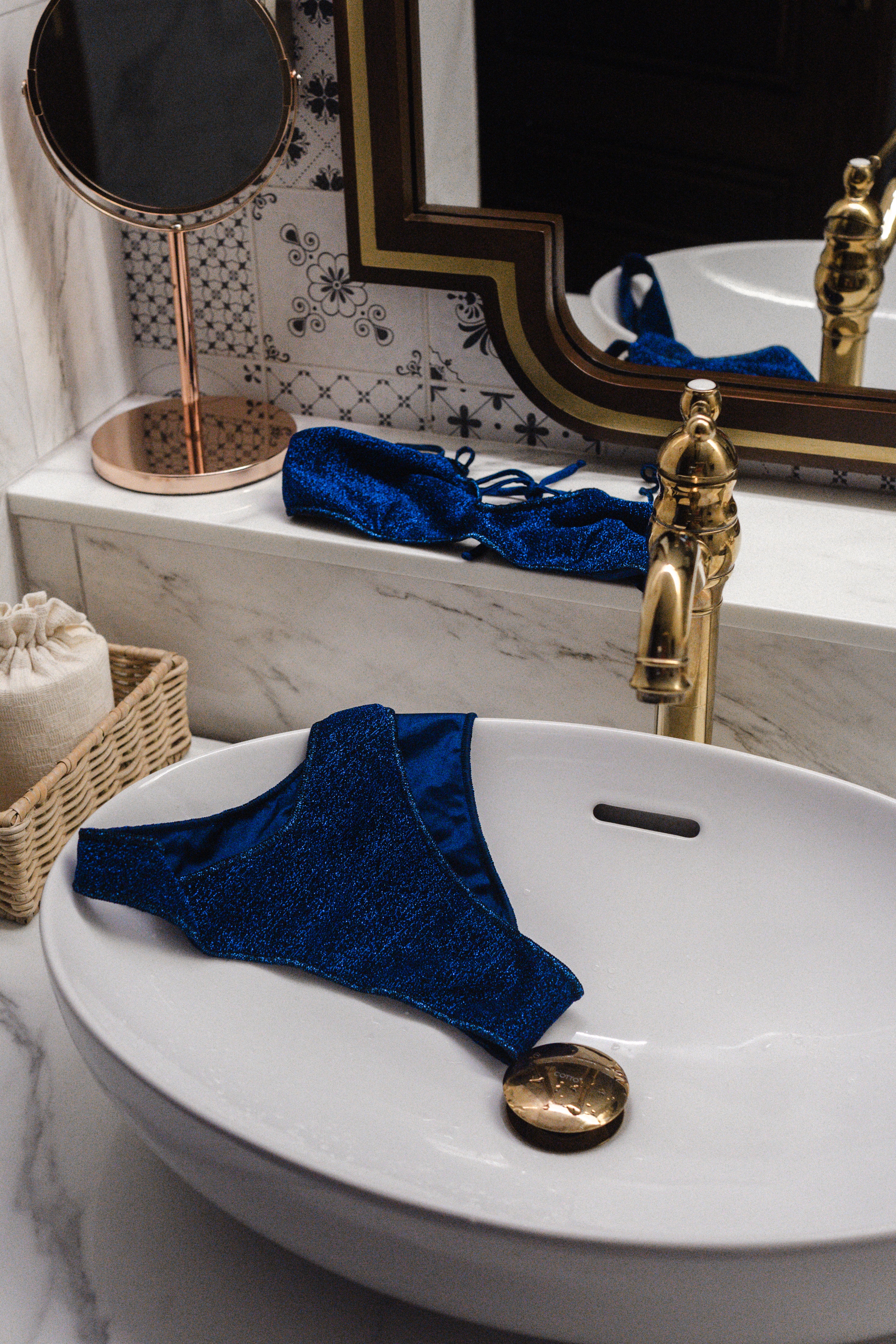 Milos - royal blue