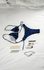 Triangle - royal blue